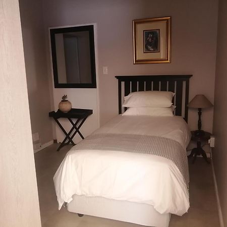 Avo Tree Guesthouse 파를 외부 사진